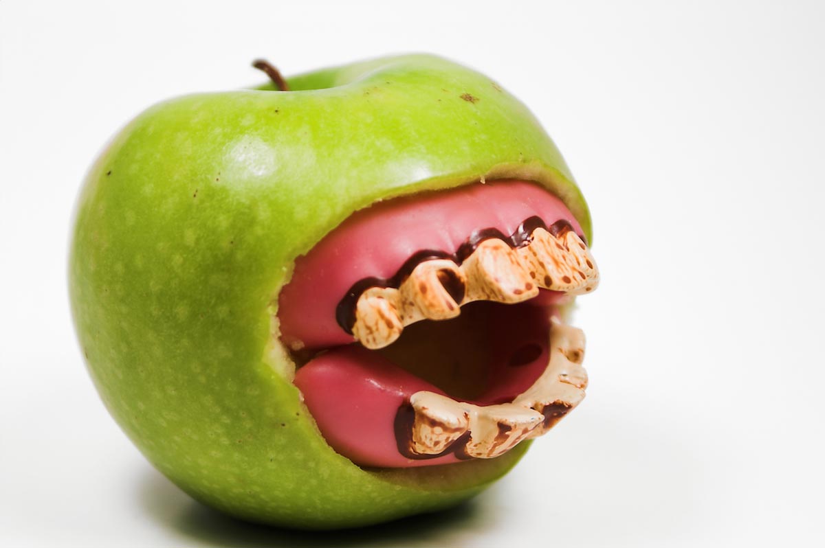 Rotting-Teeth-Granny-Smith-Apple-Mouth